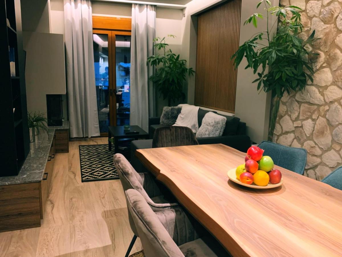 Luxury Townhouse Suite Larissa Exteriér fotografie